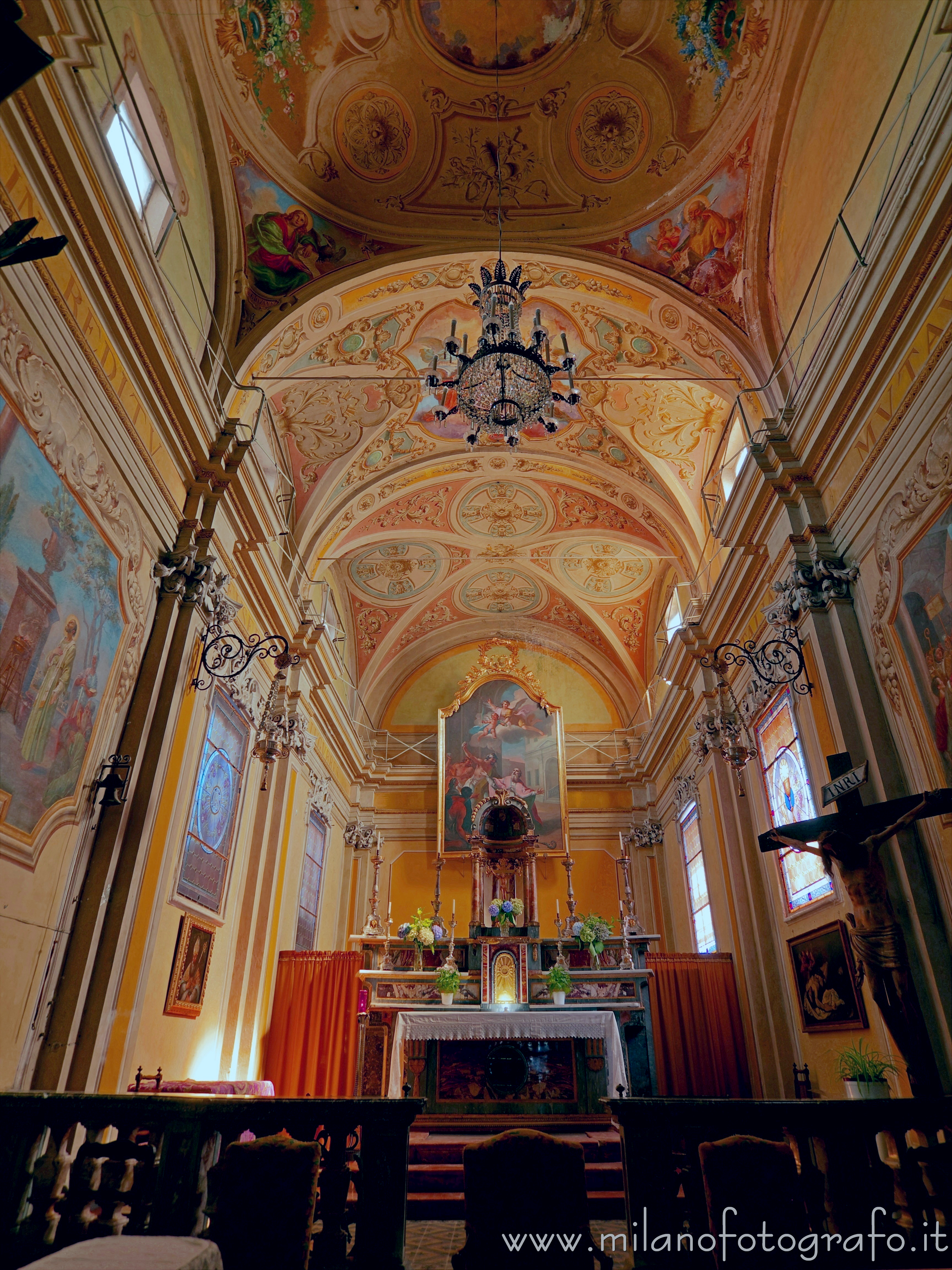 Muzzano (Biella, Italy) - Presbytery and apse of the Church of Sant'Eusebio